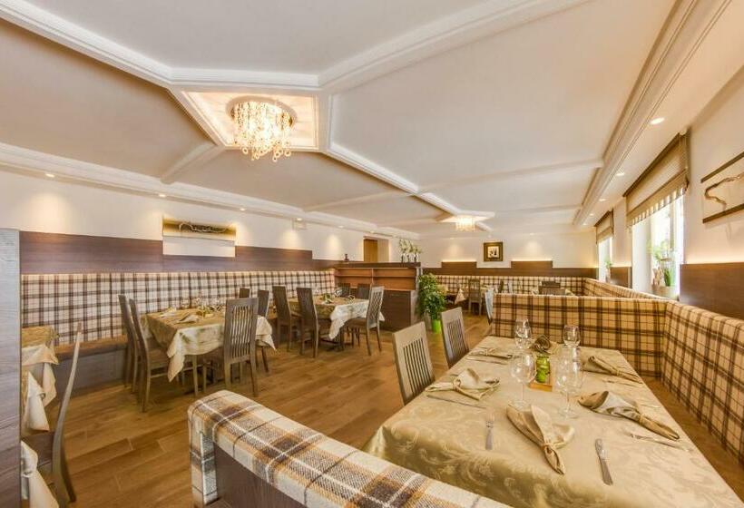 ホテル Restaurant Alber