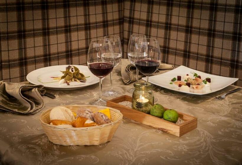 ホテル Restaurant Alber