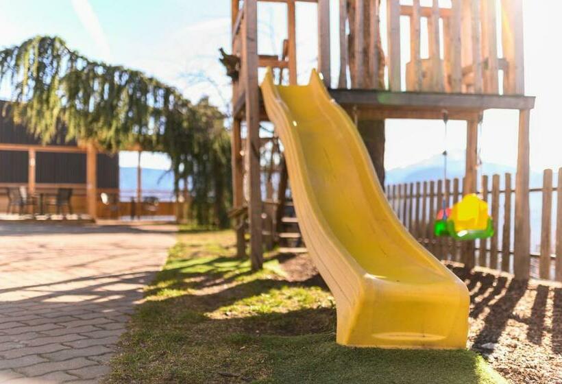 ホテル Restaurant Alber