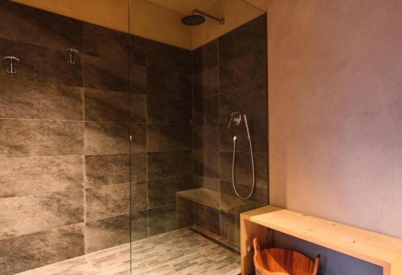 ホテル Restaurant Alber