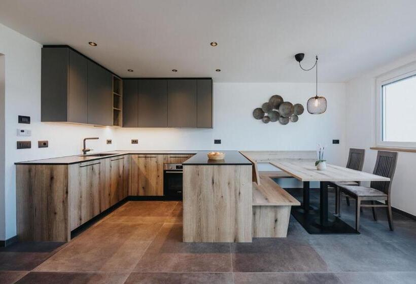 ホテル Restaurant Alber