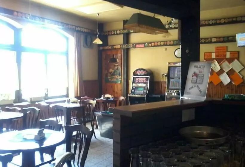 Retkeilymaja Hostinec Banik