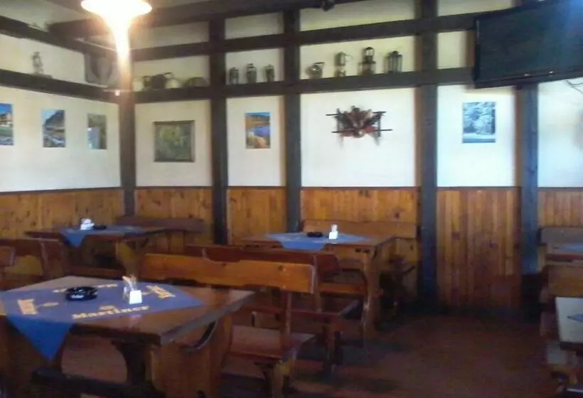 Retkeilymaja Hostinec Banik