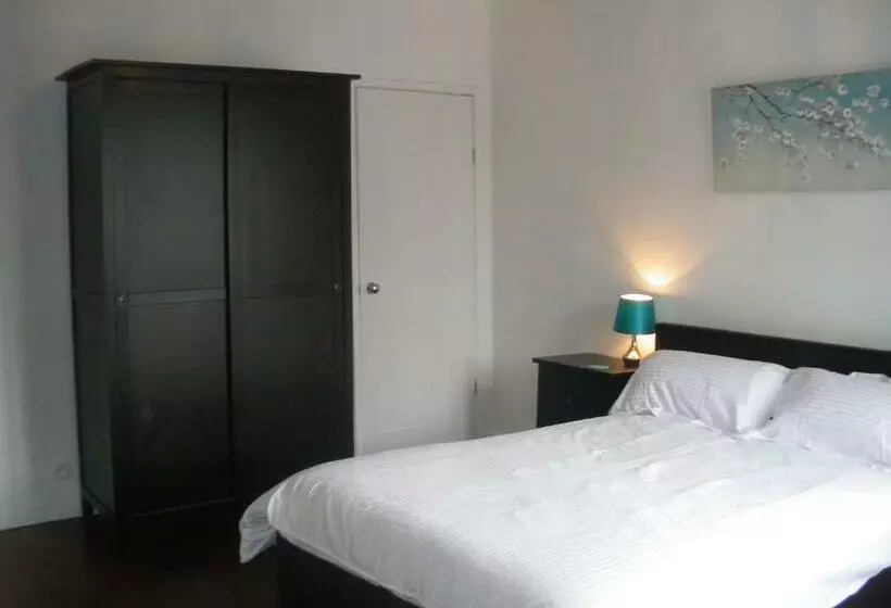 Aamiaismajoitus (B&B) La Cour