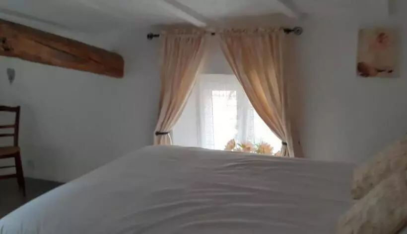 Aamiaismajoitus (B&B) La Cour