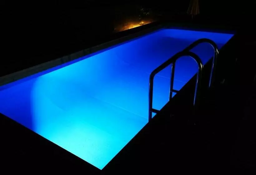 Aamiaismajoitus (B&B) Villa Roma Holidays