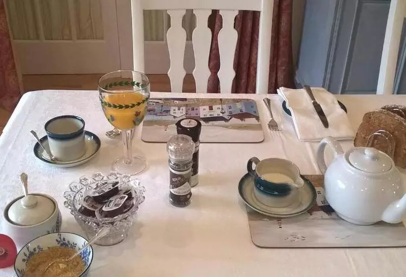 Gwyndaf Bed And Breakfast