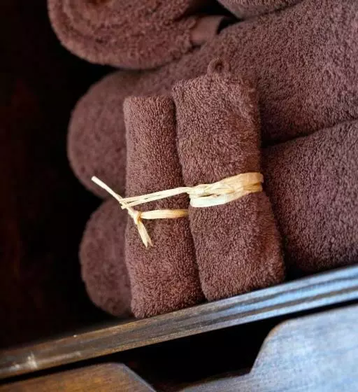 Majatalo A L Ombre Du Château