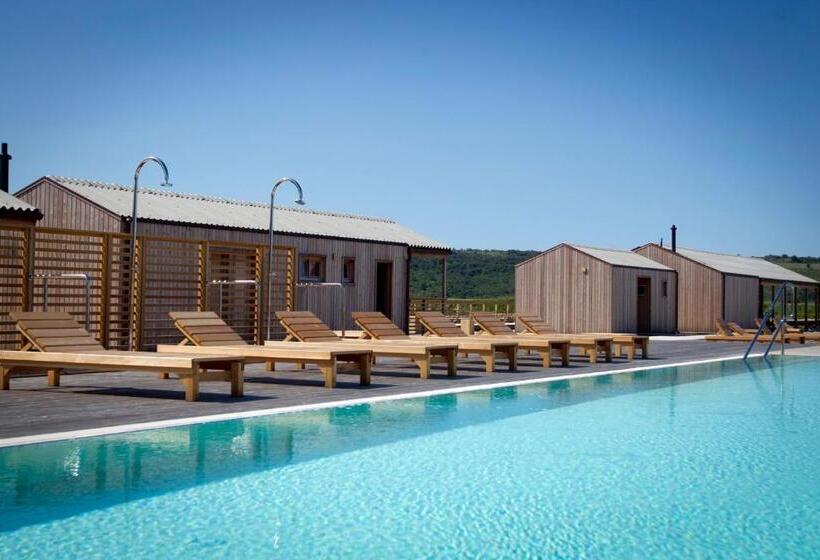 پانسیون Apartment With Seaview And Garden For 6