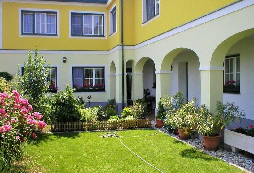 Пансион Nikolaushof