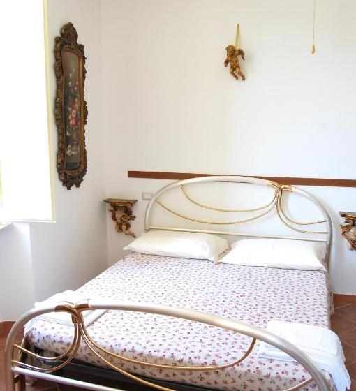 پانسیون Old Time Lido