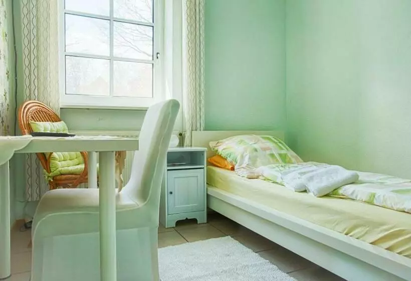 Majatalo Schlafen In Rosengarten