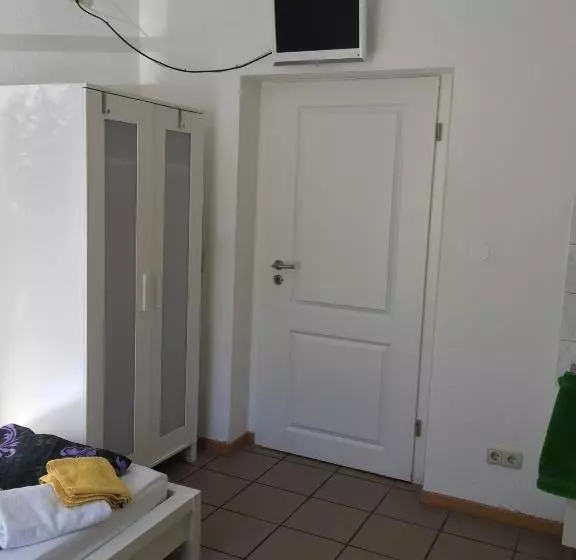 Majatalo Schlafen In Rosengarten