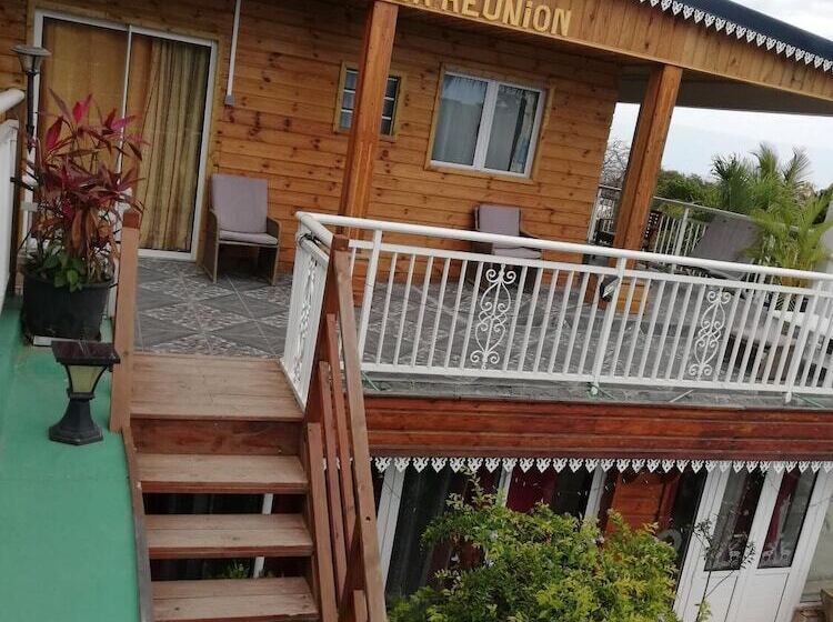 پانسیون Sous Le Soleil De La Reunion