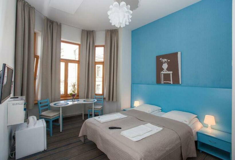 هاستل Moja Accommodation