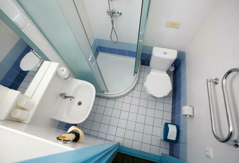 هاستل Moja Accommodation