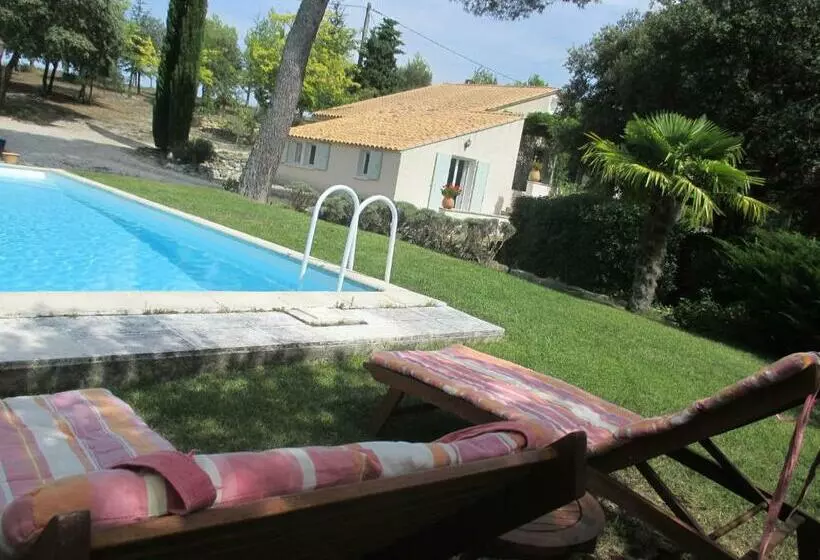 Aamiaismajoitus (B&B) La Tangana