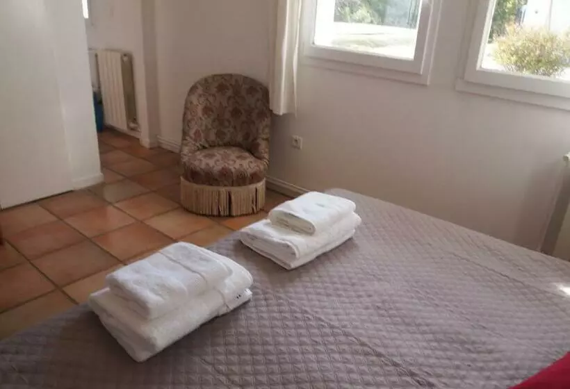 Aamiaismajoitus (B&B) La Tangana