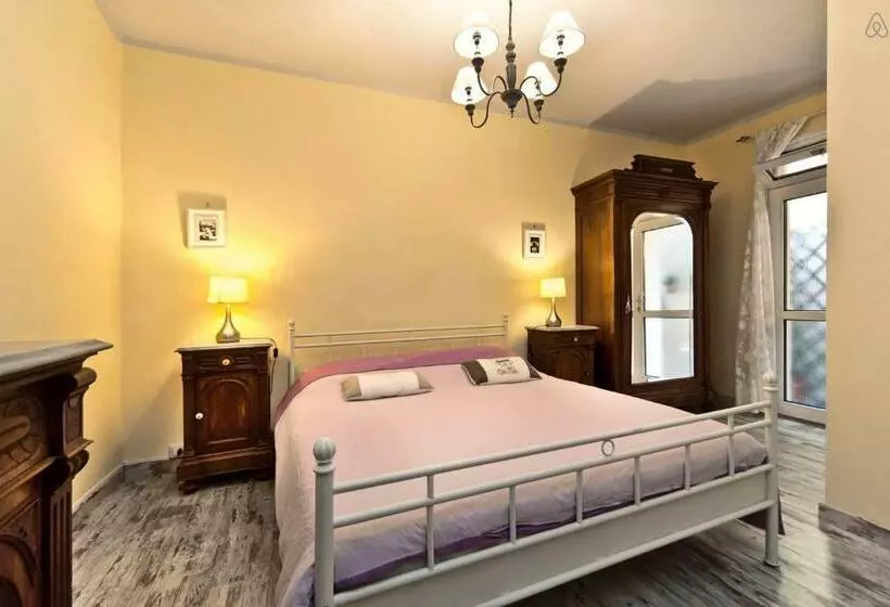 پانسیون Dorsoduro House