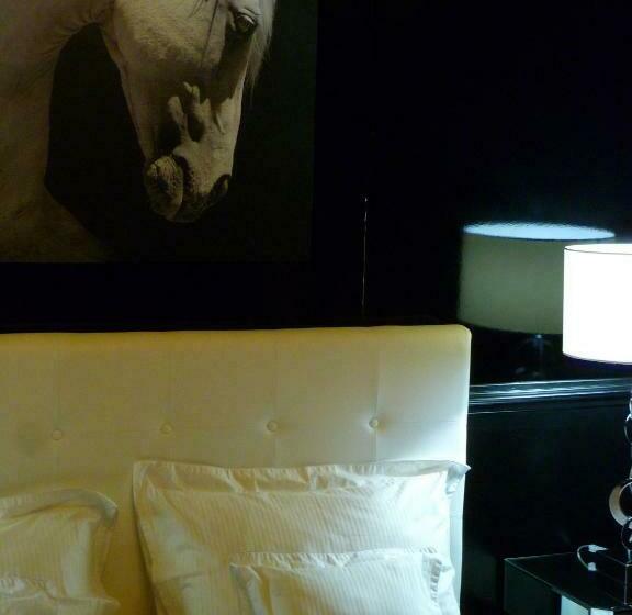 Bed and Breakfast Aux Portes D Honneur