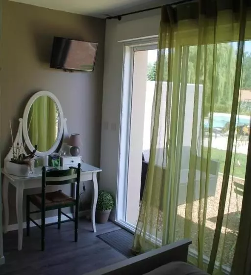 Aamiaismajoitus (B&B) Le Champ De La Ferme