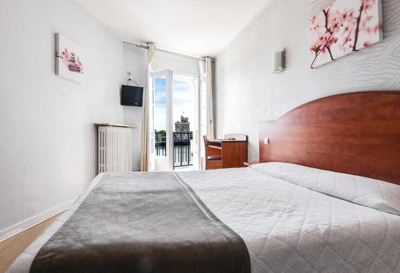 בית מלון כפרי Hôtel Le Rupella