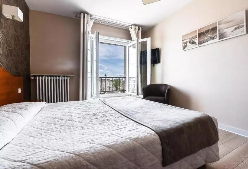 هتل Hôtel Le Rupella