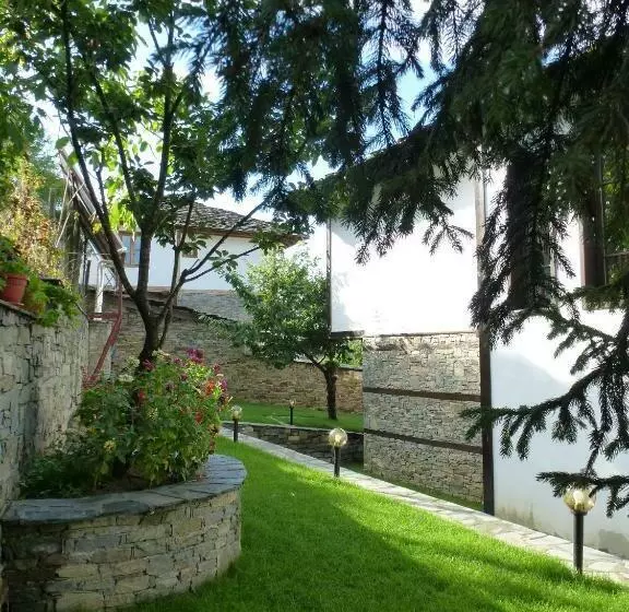 پانسیون Delchevata Kushta V Leshten