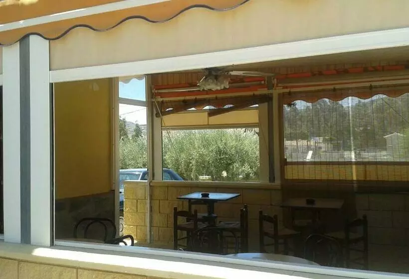 Majatalo Hostal El Arrecife