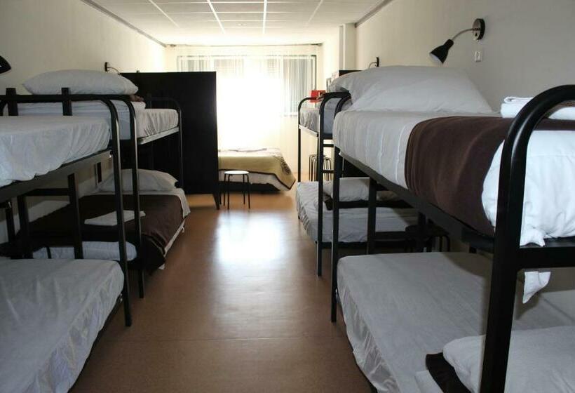 פנסיון Hostel Casa Lucas