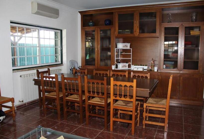 פנסיון Hostel Casa Lucas