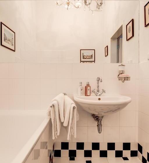 膳宿费 Vila Austerlitz