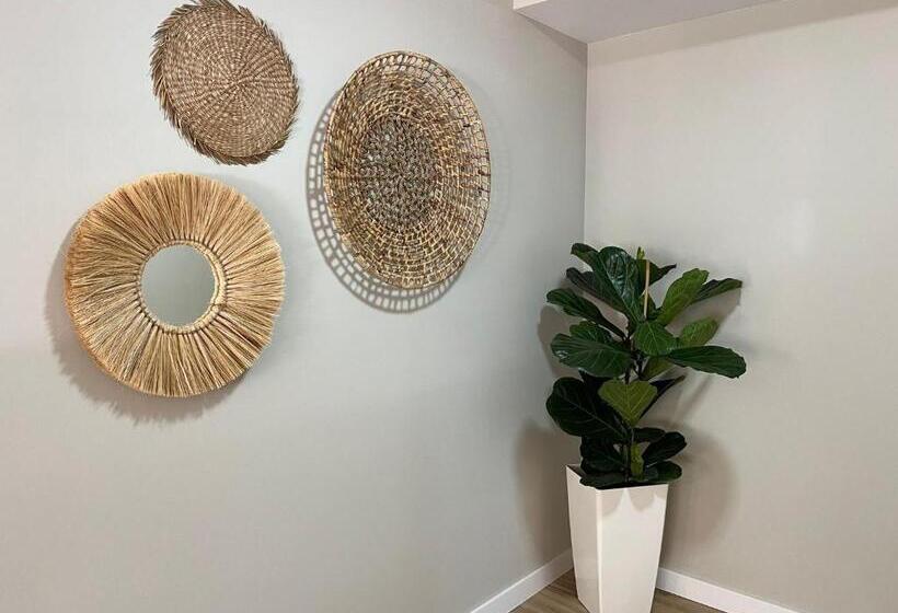 Пансион Hostal Eden