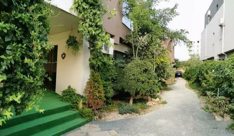 Pensió Vila Zuzette