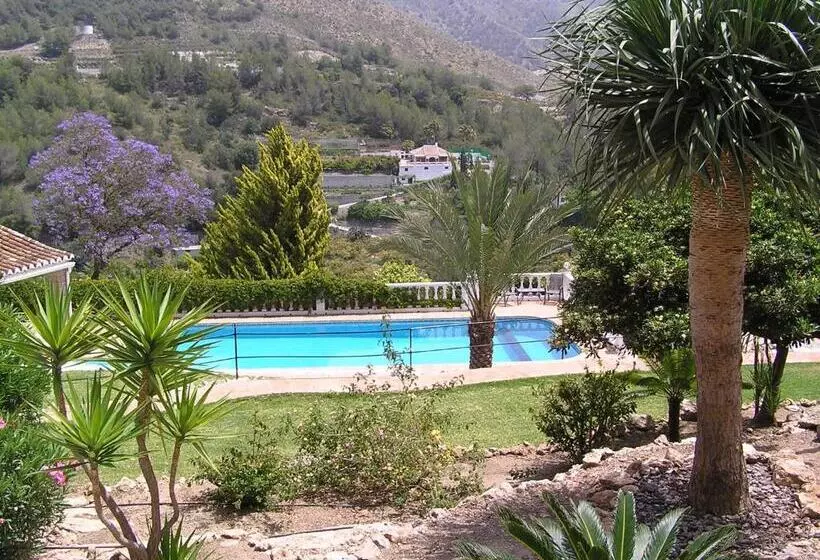 Villa Morera Bed & Breakfast