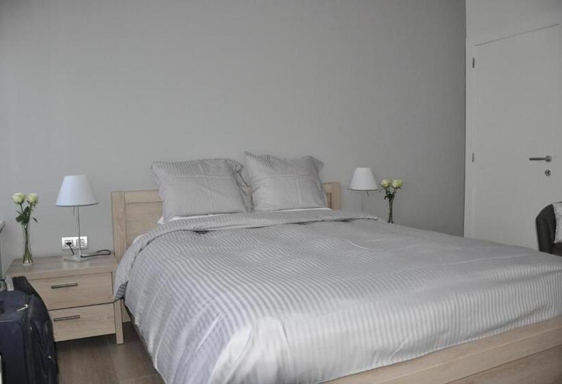 تختخواب و صبحانه Het Houten Paard