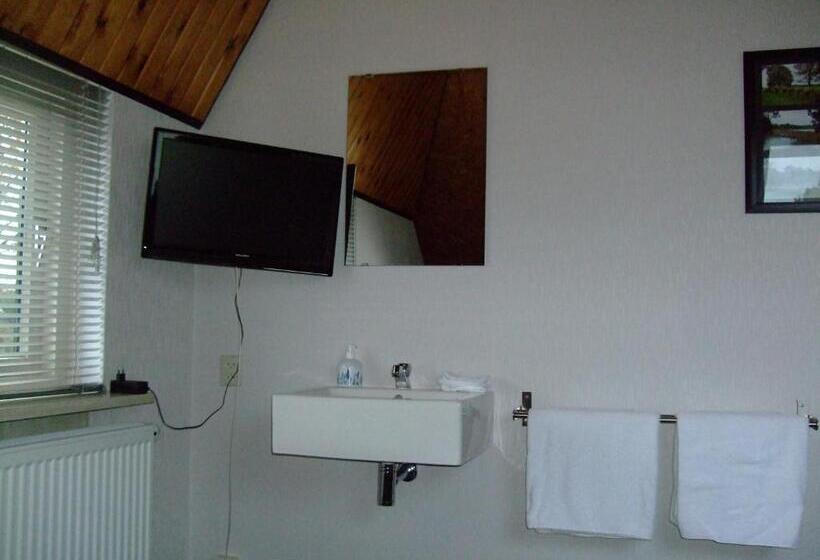 민박 De Pompstee Rolde