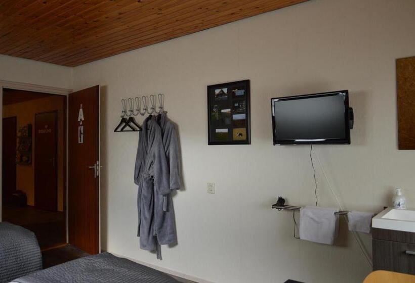 민박 De Pompstee Rolde