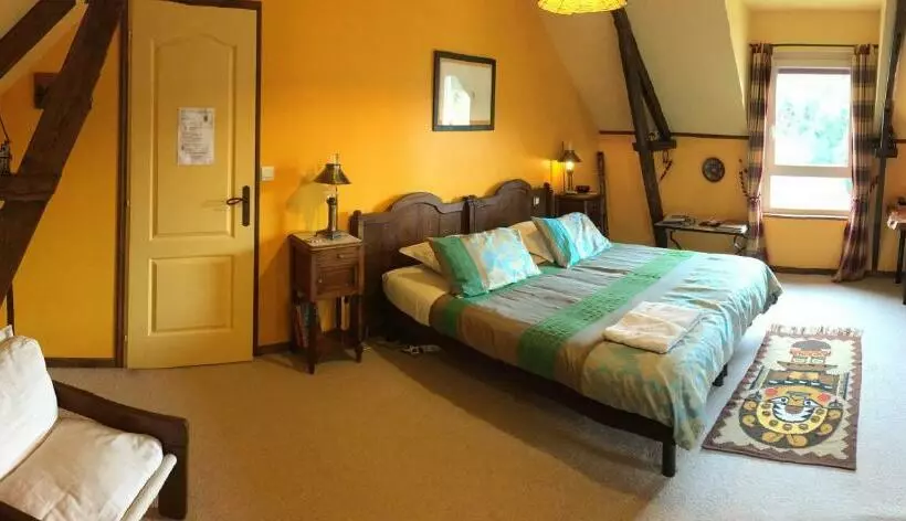 Aamiaismajoitus (B&B) Les Petits Gallais