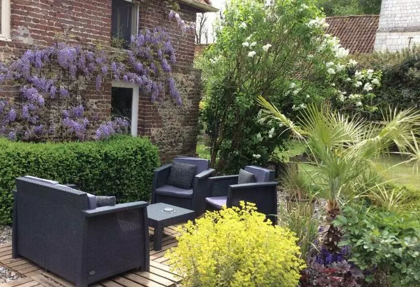 ベッドアンドブレックファースト Manoir Francis