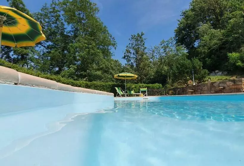 Hotelli Agriturismo Il Burlino Apartments