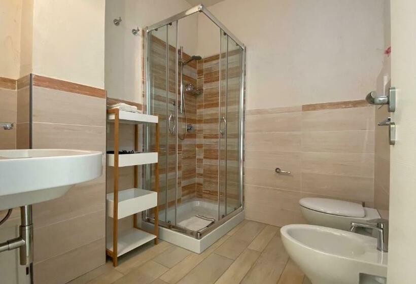 پانسیون La Tortorella Room & Apartment