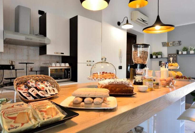 پانسیون La Tortorella Room & Apartment