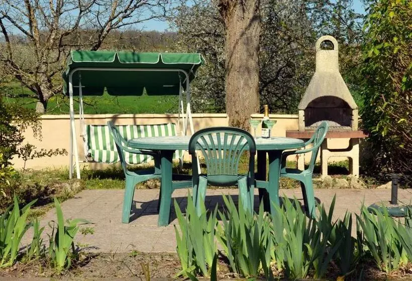 ベッドアンドブレックファースト Chez Madeleine