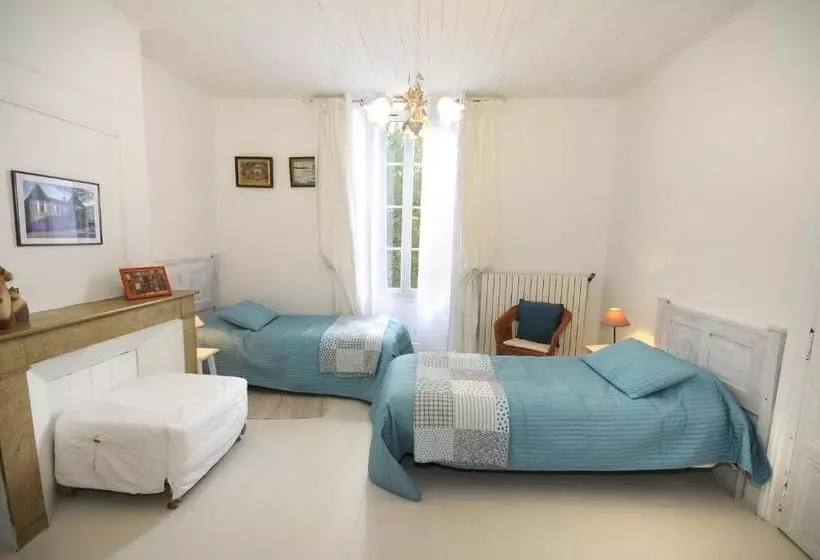 ベッドアンドブレックファースト Chez Madeleine