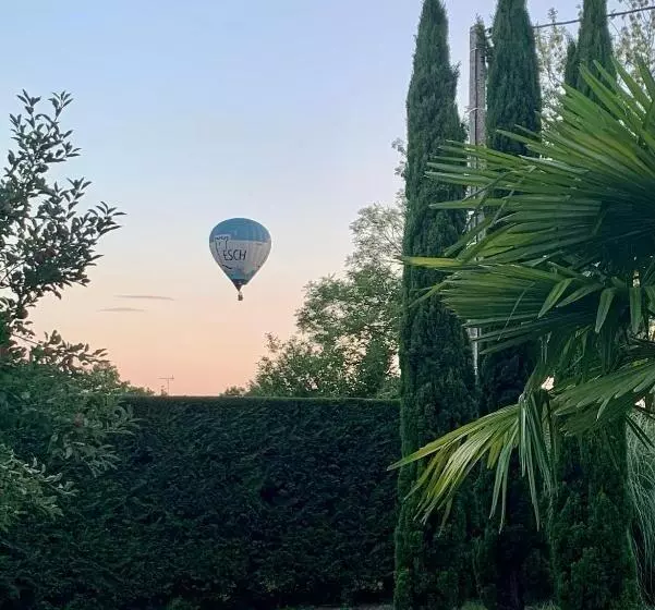 ベッドアンドブレックファースト Le Lagon