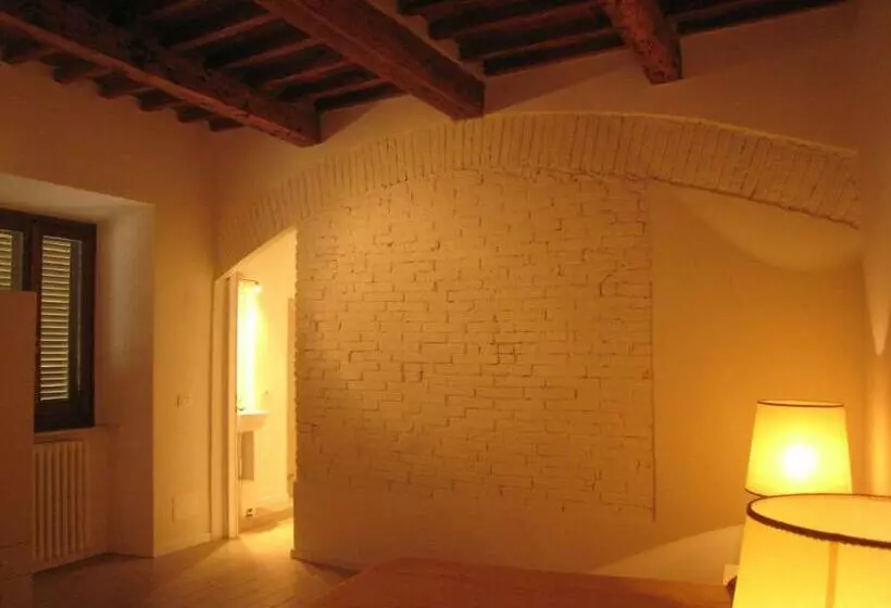 تختخواب و صبحانه Rinathos Guesthouse