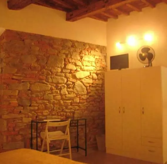 تختخواب و صبحانه Rinathos Guesthouse