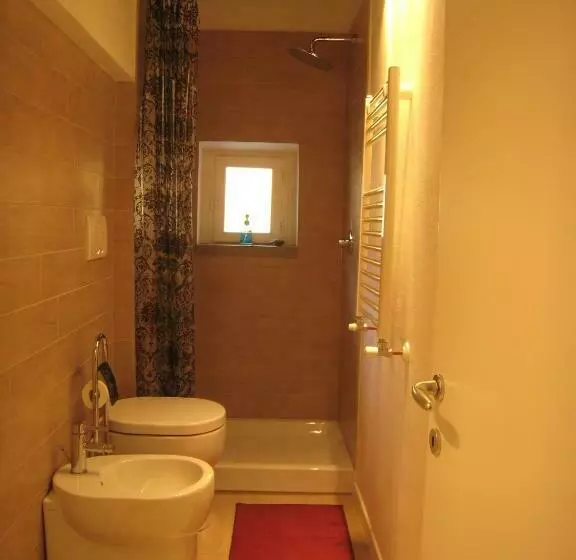 تختخواب و صبحانه Rinathos Guesthouse