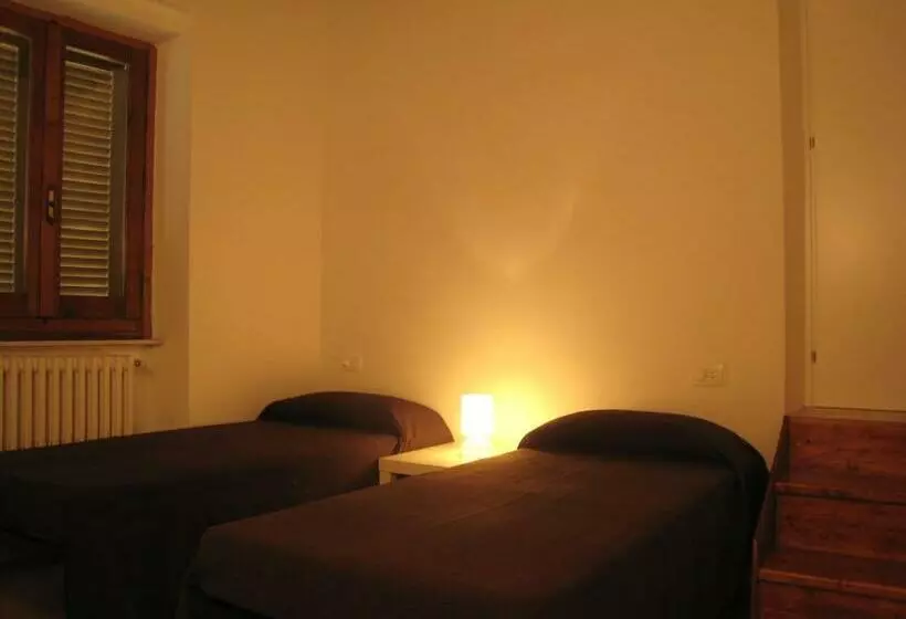 تختخواب و صبحانه Rinathos Guesthouse